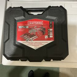 New Craftsman Hand Tool Set in Case, 102 Pieces