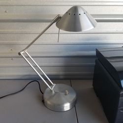 Vintage style desk lamp