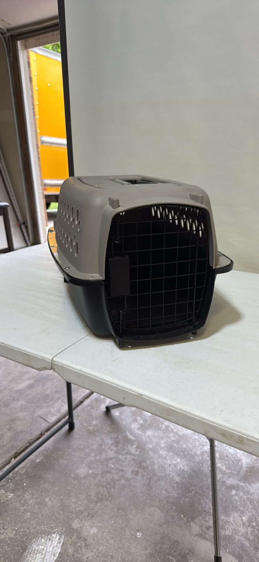 Vibrant Life Pet 19" X-Small Plastic Dog Crate Portable Carrier up to 10 lbs