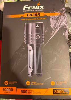 Fenix 10,000 lumen flash light