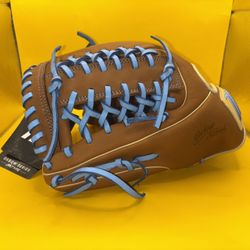 LEFT HAND THROW New w/tags 11.75” Marucci Oxbow M Type LHT