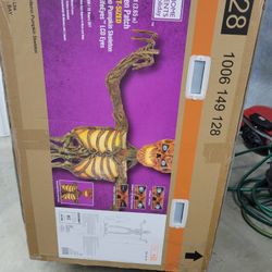 Scary Skeleton Decoration