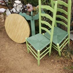 table and 2 chairs