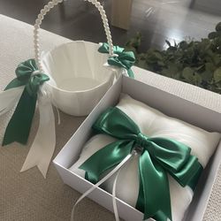 Flower Girl basket / Ring Pillow 