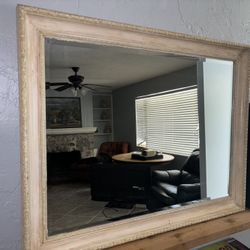 2 Mirrors