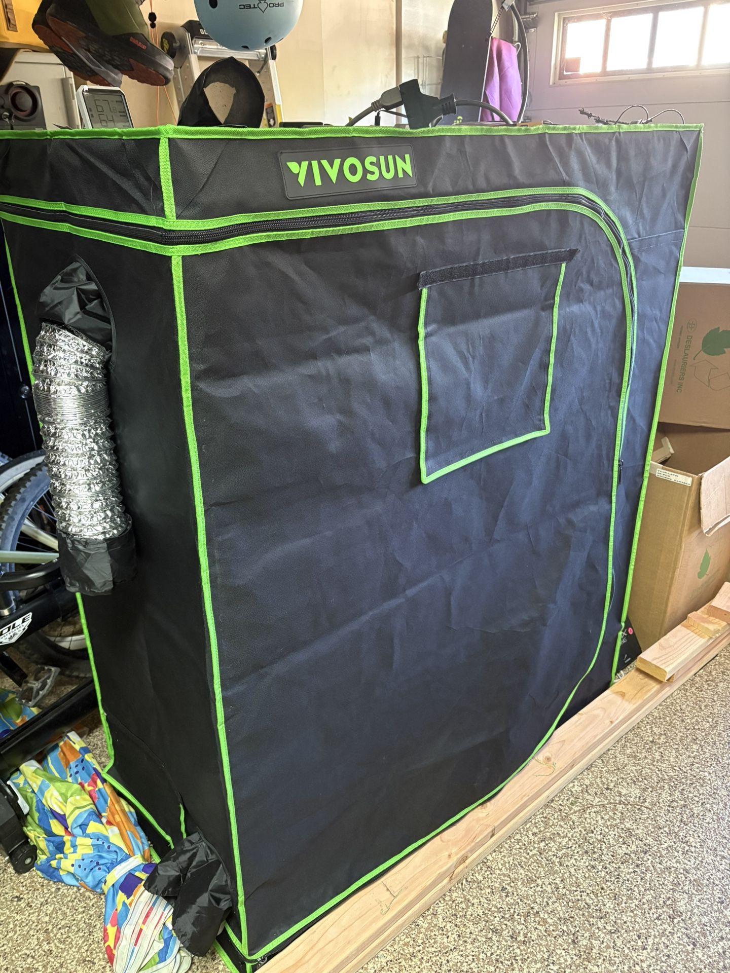 VIVOSUN Grow Tent
