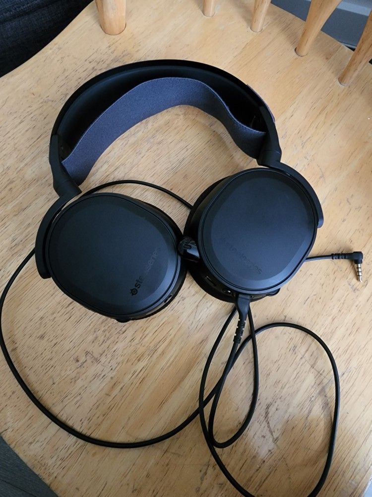 Steelseries Arctis 7+
