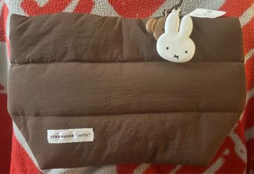 Starbucks + Miffy Limited Edition Puffer Tote Bag