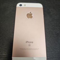 Apple IPhone SE With Case