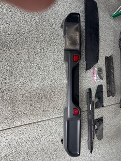 OEM 2022 Jeep front and bumpers