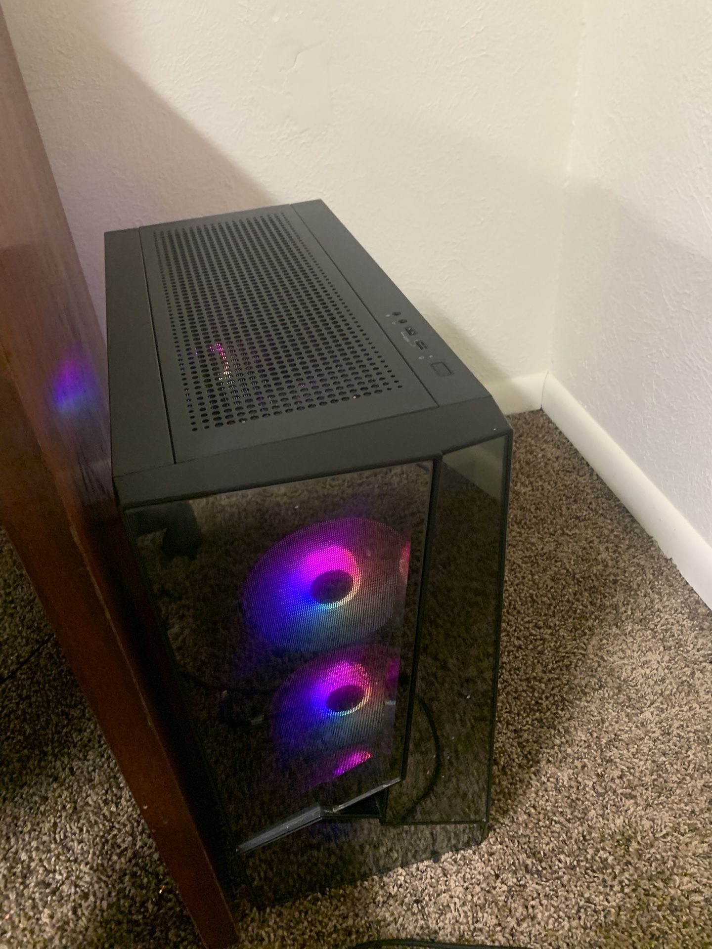 Pc/ Monitor And Keyboard