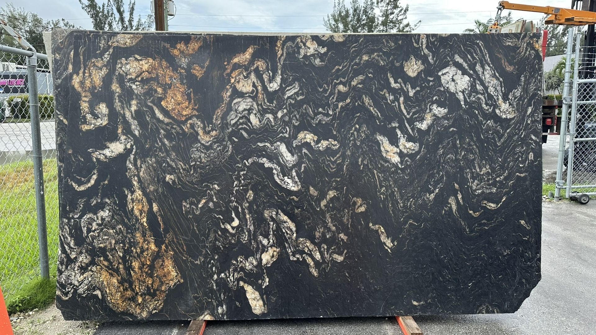 GRANITE SLABS SLABS TITANIUM BLACK 2CM FOR KITCHEN COUNTERTOPS