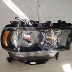 2019 2024 DODGE RAM 2500 RIGHT HEADLIGHT