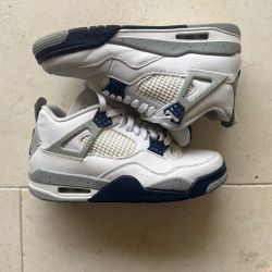 Jordan 4 Midnight Navy Size 7.5 Authentic