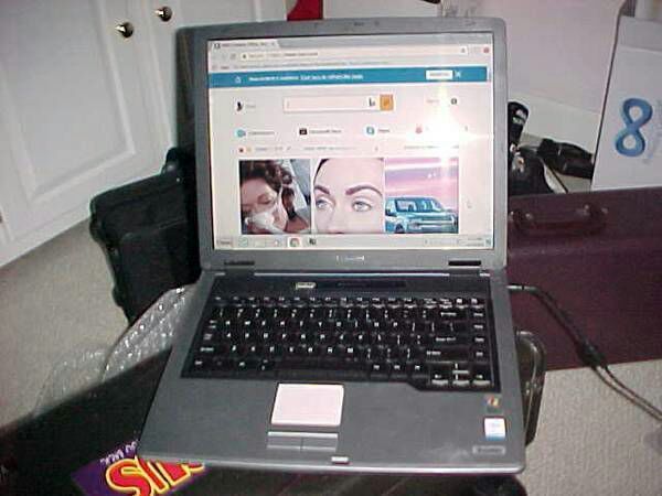 TOSHIBA SATELLITE A55-S1063 LAPTOP WORKS EXCELLENT