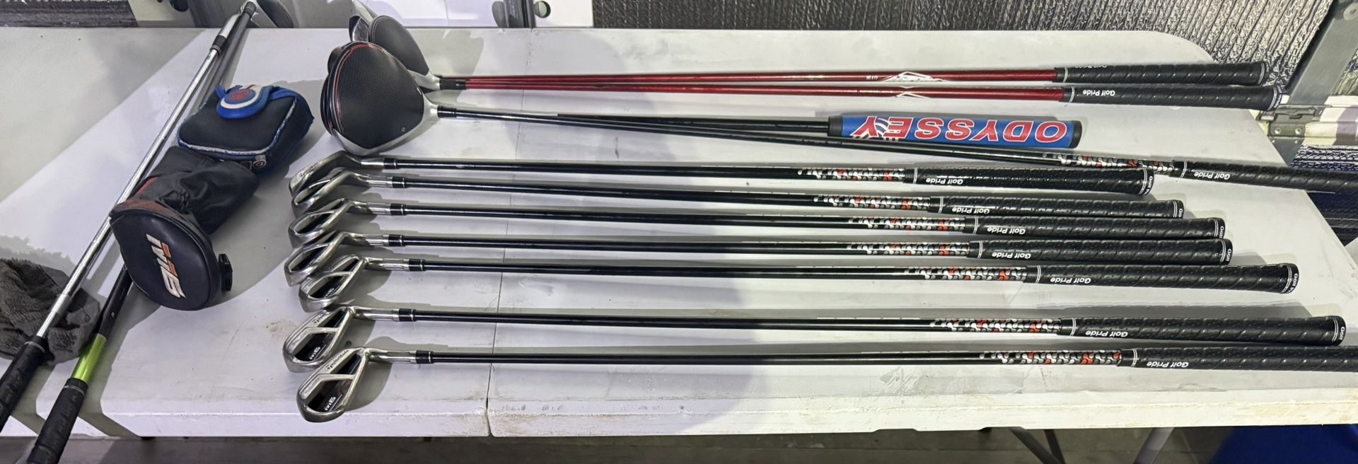 TaylorMade Golf Clubs- DELIVERY AVAILABLE 