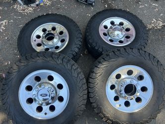 OEM 2005-07 17” Ford F350 Wheels W/ BFGoodrich Tires