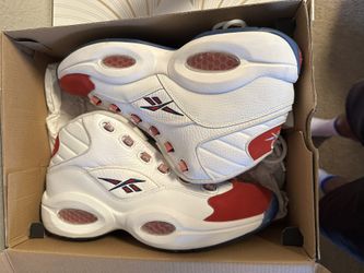 Reebok question Suede Toe Sz 11