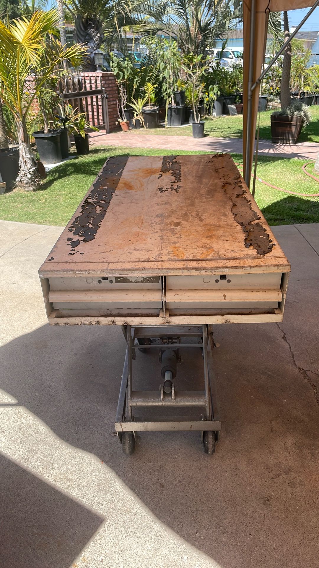 TRUCK BED TOOL BOX DRAWER