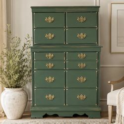Awesome shabby distressed solid wood dresser with dovetail drawers
