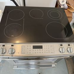 Frigidaire Slide-In Electric Range/Oven – Stainless Steel – $300 OBO