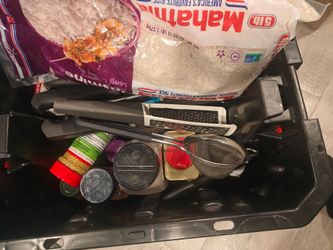 Free food and kitchen items