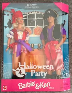 Mattel 1998 Halloween Party Barbie Ken Pirates NRFB