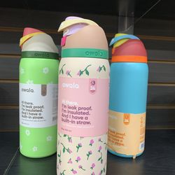 32oz Owala Water Bottle 