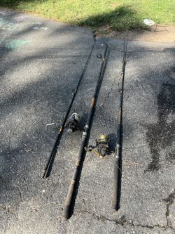 Two Fishing Poles Ugly Stick Penn 750SSm