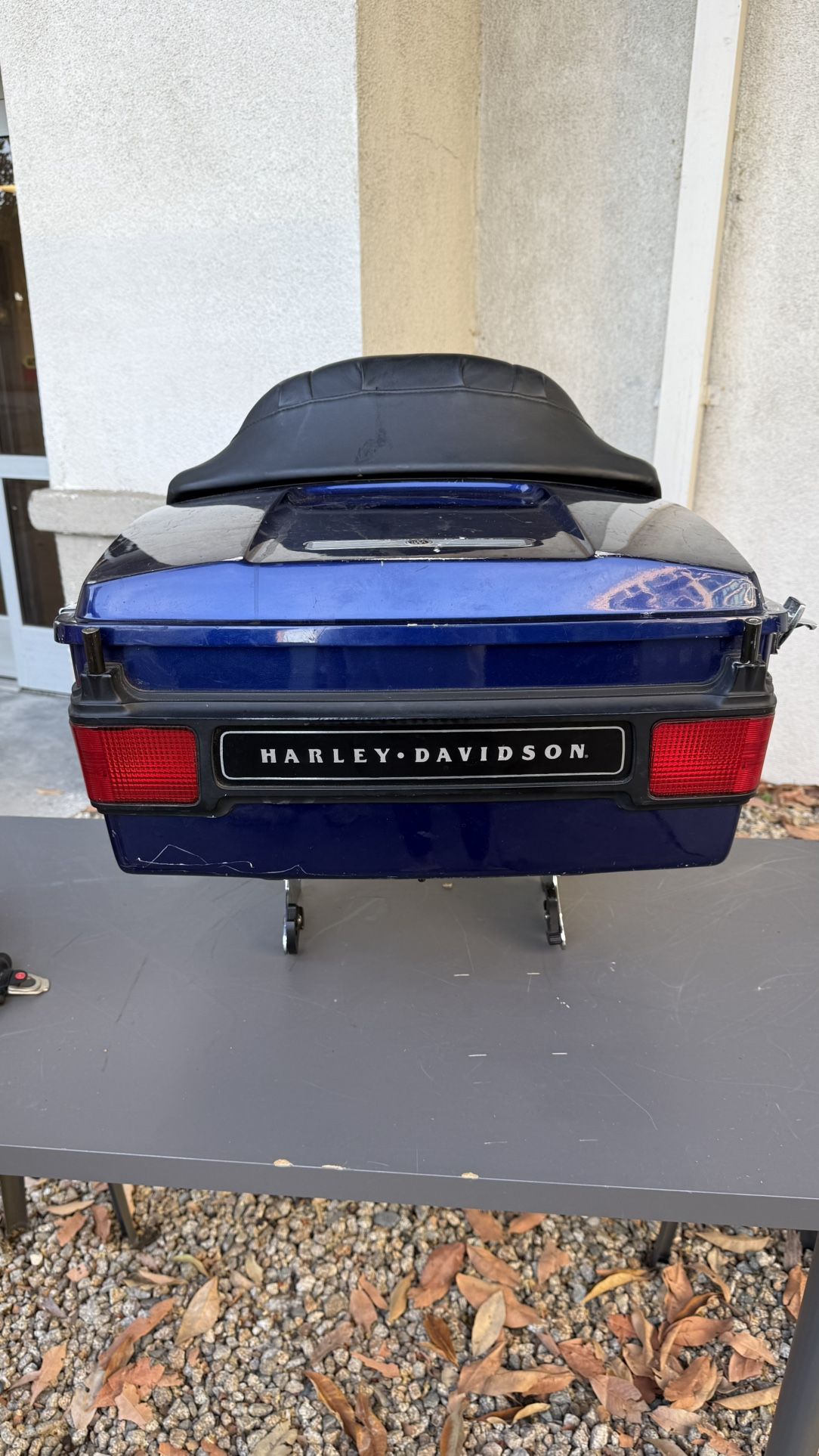 Genuine Harley-Davidson Tour-Pak Trunk with Backrest