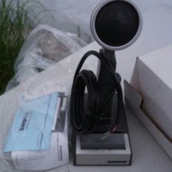 Shure dynamic microphone And Power Receiver for restaurants or apis call overs