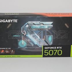 gigabyte nvidia geforce RTX 5070 gaming Oc 12G GDDR7 pci express 5.0 graphics card 