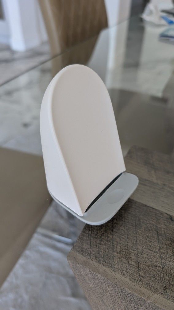 Google Wireless stand Phone Charger