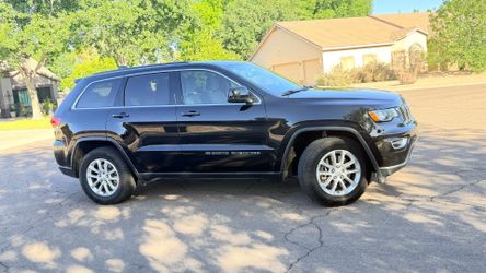 Jeep Cherokee Laredo WK 2022