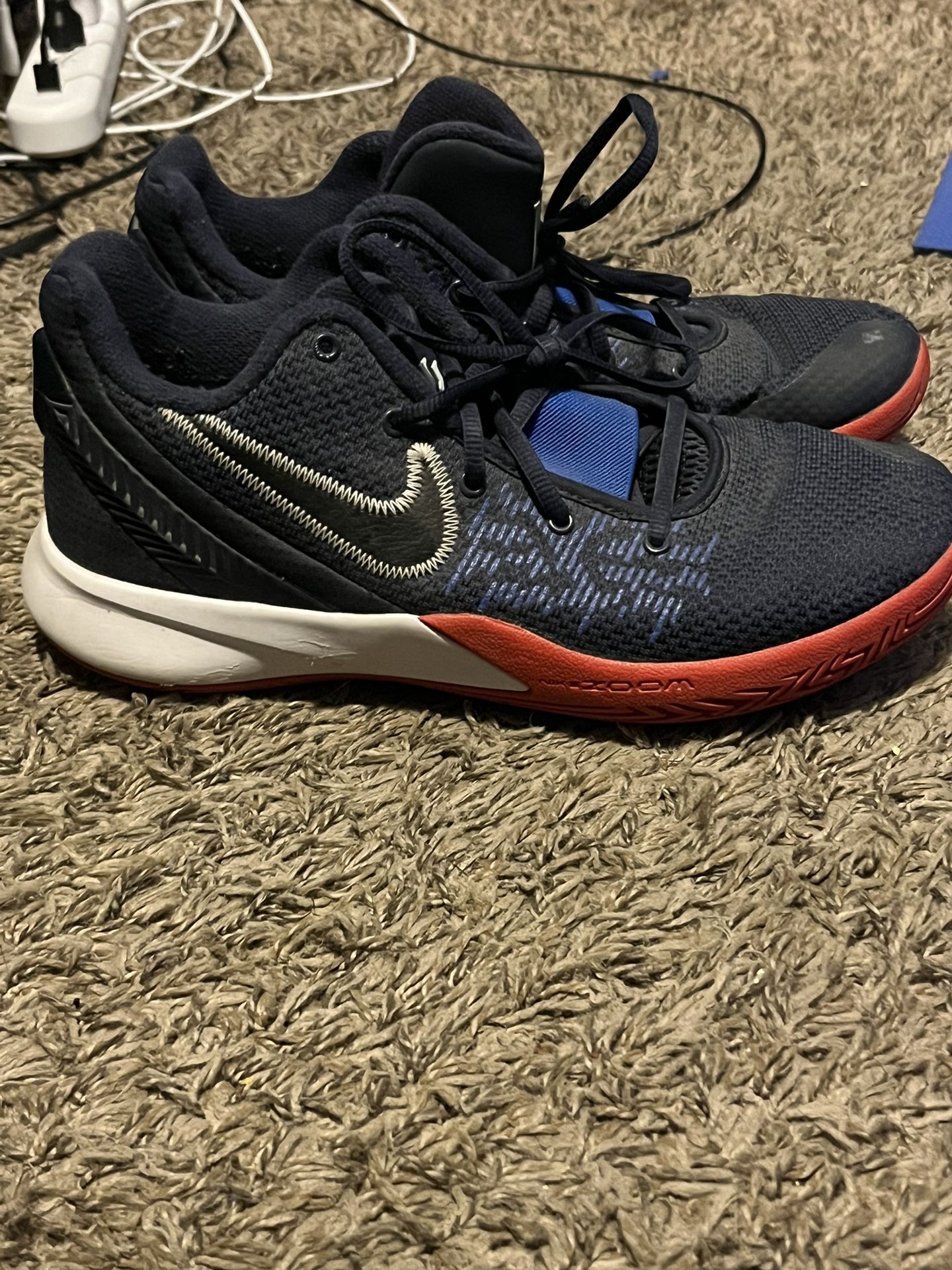 Kyrie Flytrap 2 Basketball Shoes