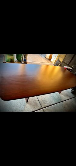 Mahogany veneer table