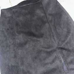 Pretty Little Thing Women’s Pencil Skirt With Slut