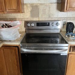 Used Electric Stove/Oven 