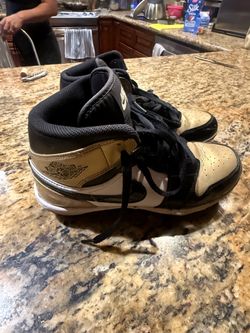 Jordan Ones 8.5 Mens, used one season