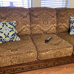 Set Of  Sofas With Table