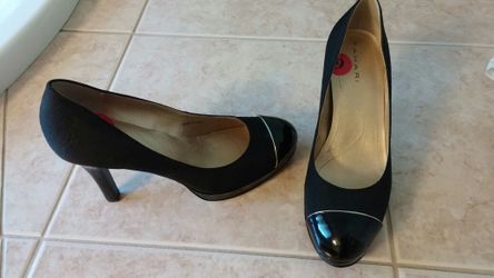 New black heels