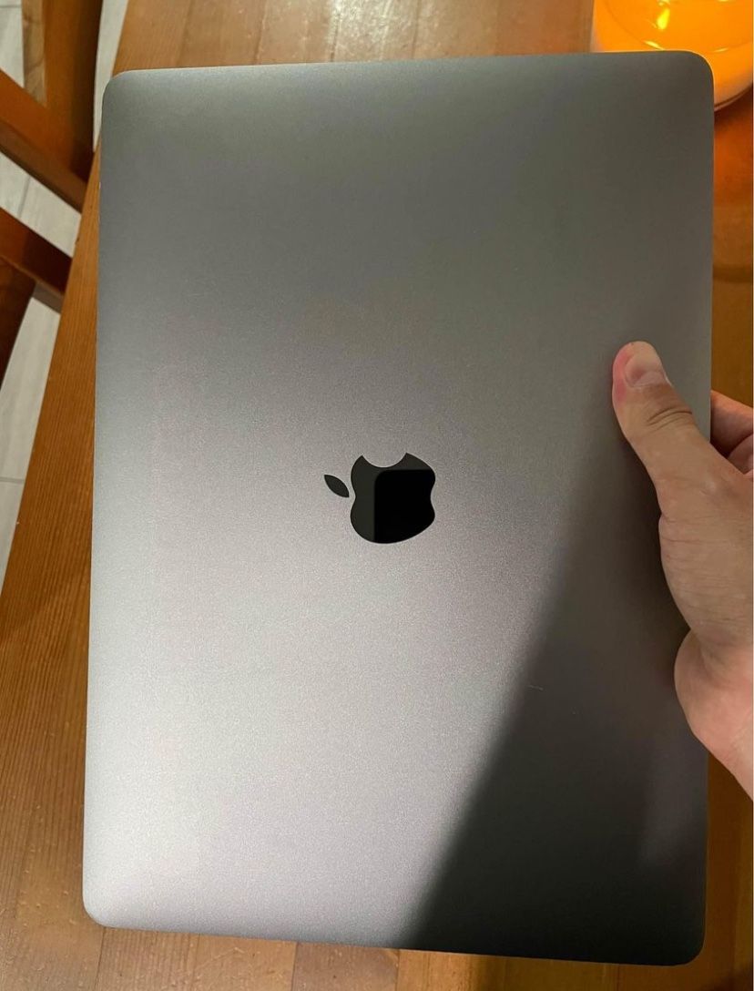 macbook pro 2019
