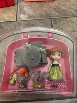Anna from Frozen Disney Animators collection