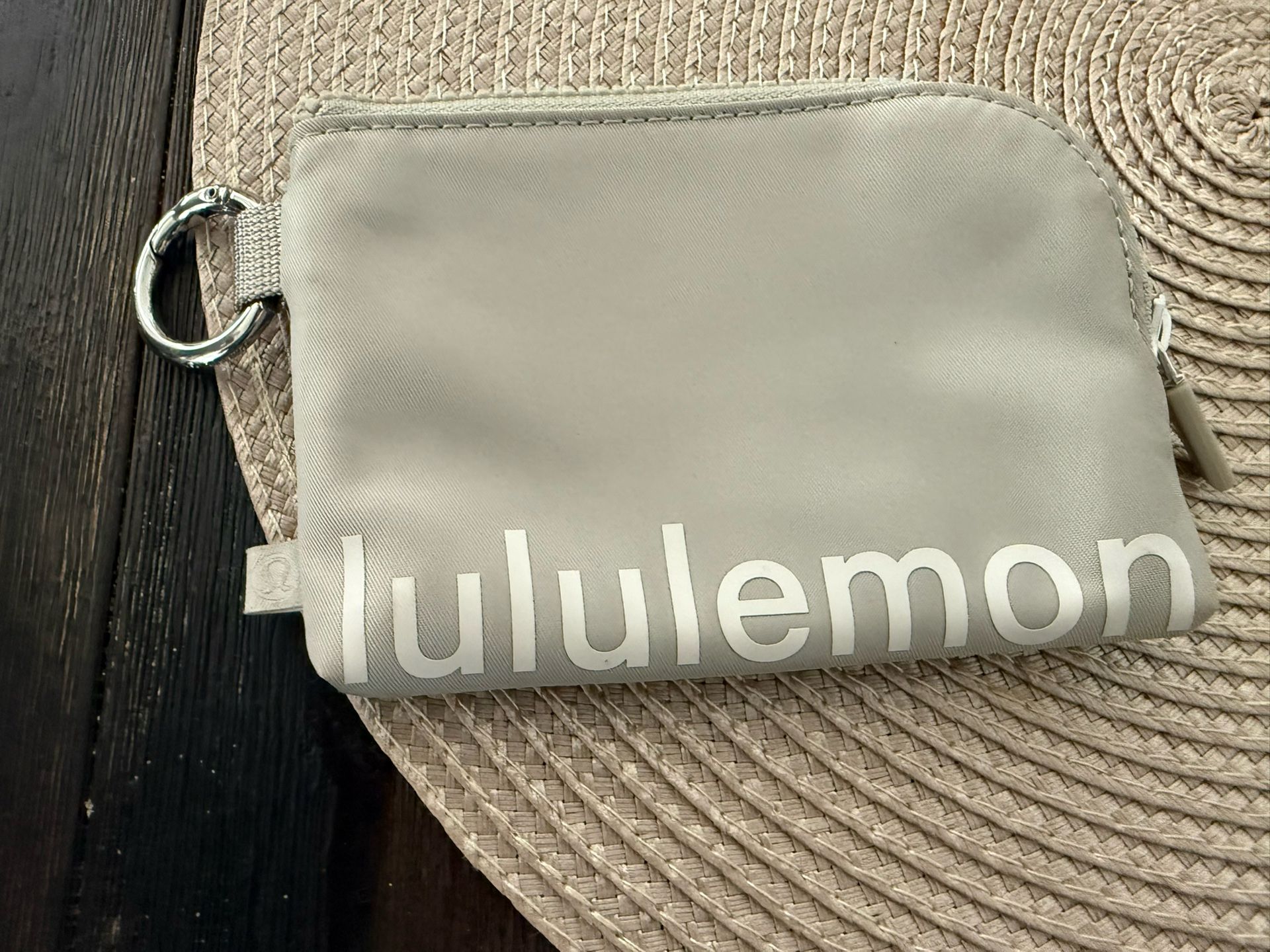 Lululemon Keychain Wallet 