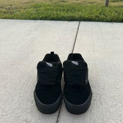 Black Out Vans Size 10.5