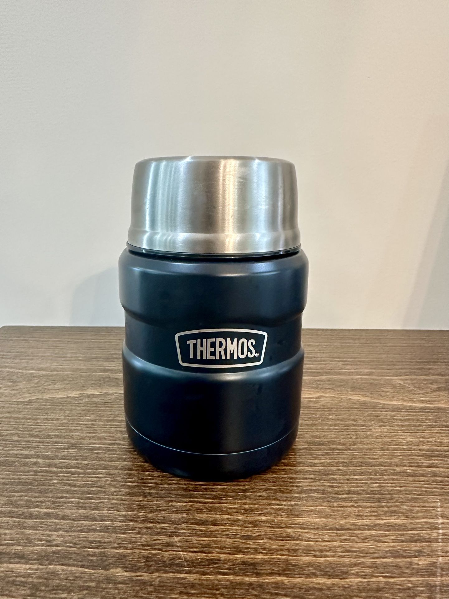 THERMOS Stainless King Vacuum-Insulated Food Jar with Spoon, 16 Ounce