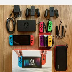 Nintendo Switch console bundle With 6 controllers And Extras