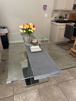 Kitchen table