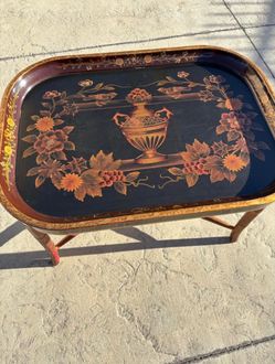 Beautiful Vintage serving tray with folding stand , 31 x 23 x 20“