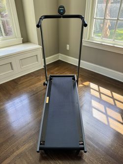 InMotion T900 Treadmill-Brand New (out of the box)